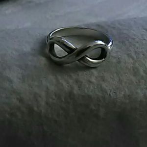 James Avery Infinity Ring